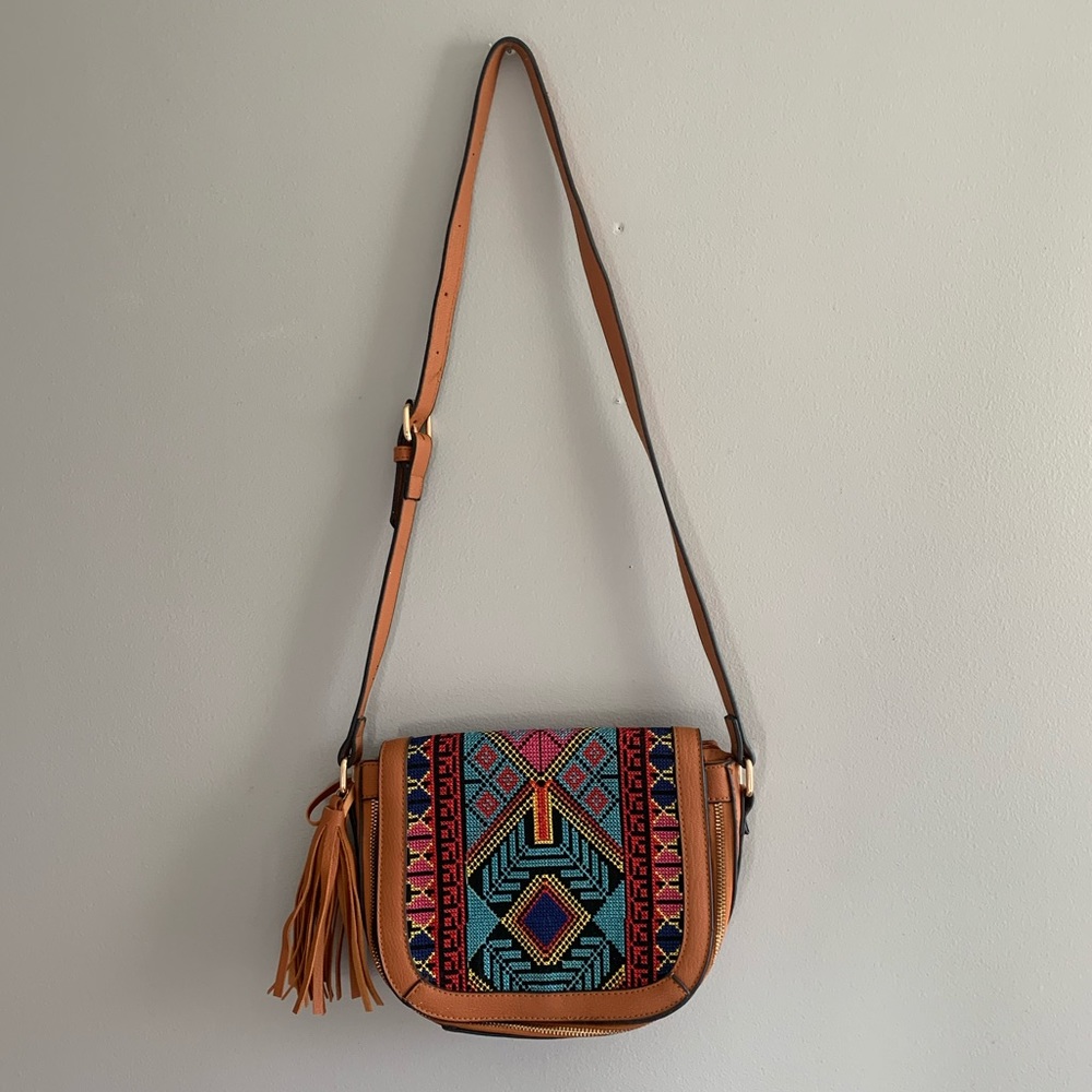 A brown shoulder bag with three pockets🤩NEW